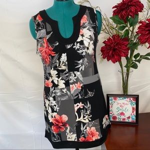 WHITE HOUSE BLACK MARKET Horseshoes Neckline Tunic